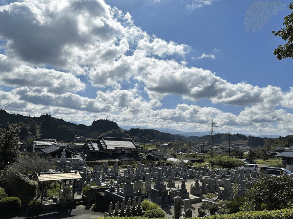 境内墓地